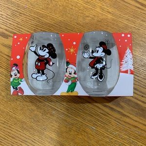 Mickey Mouse Disney Christmas wine glasses